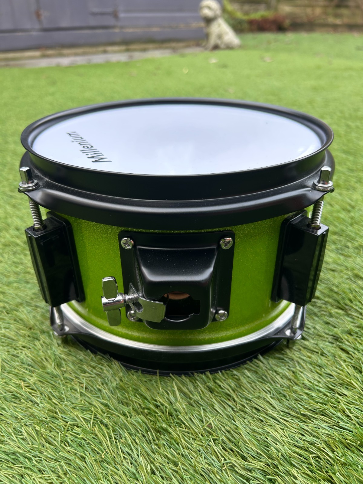 MILLENIUM 08'' x 05'' Rack Tom in Green sparkle Black hardware photo 2