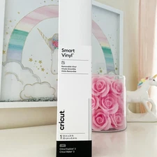 New Cricut Removable Smart Vinyl in Matte White, Super Long 21 FOOT Roll! WOW!