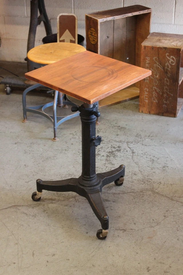 Mesa de máquina de escribir satelital ajustable de hierro Karlo industrial antigua de colección de la década de 1920 Foto 3 de 4