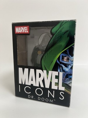 Marvel Icons Dr Doom Bust Diamond Select Toys #1241 of 5000 L/Edition 2006
