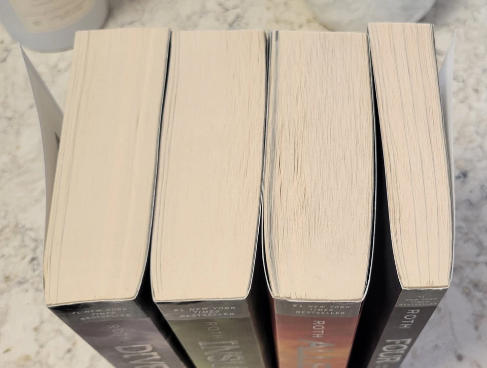 Divergent Book Series Saga Of Four - Image 4 of 4