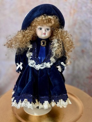 Vintage Collector Victorian Porcelain Doll Limited Edition With Stand