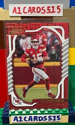 Patrick Mahomes - 2022 Panini Absolute #38 - Red Squares Parallel 208/499
