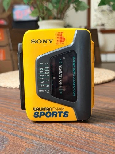 VINTAGE Sony Sports Walkman WM-AF59 AM/FM Radio Cassette Player Tape WORKS MINT