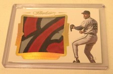 JOHN SMOLTZ 2017 Panini Flawless Game Worn Jersey Gold P-JS 2/5 Braves Baseball