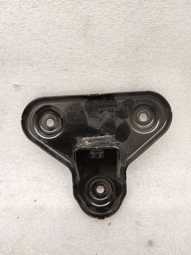 Battery tray heat shield