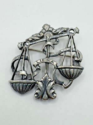 VINTAGE CINI STERLING SILVER LIBRA ZODIAC SCALES BROOCH PIN STERLING BY CINI