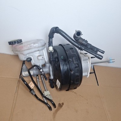 2011-2012 Ford Explorer Power Brake Booster Master Cylinder Assembly OEM 