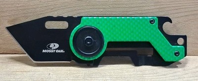 BRIGHT GREEN MOSSY OAK MONEY CLIP WITH TANTO STYLE LINER-LOCK BLADE GREAT COND