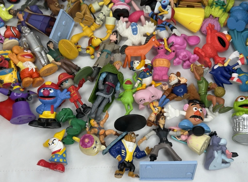 Lote de figuras de PVC Disney - Mezcla vintage - Mickey, Donald, Buzz, Elmo, Woody + Más Foto 2 de 4
