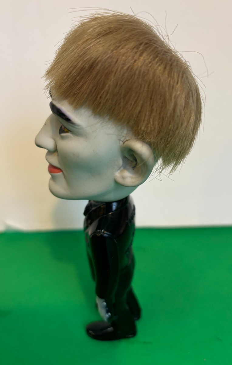 1964 Remco ADDAMS FAMILY 