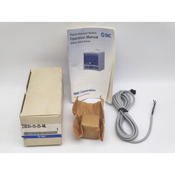 ONE NEW SMC Pressure Switch ZSE30-01-25-ML