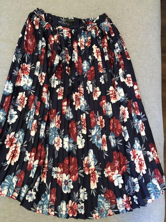 BANANA REPUBLIC Floral pattern cute skirt black XS image 4