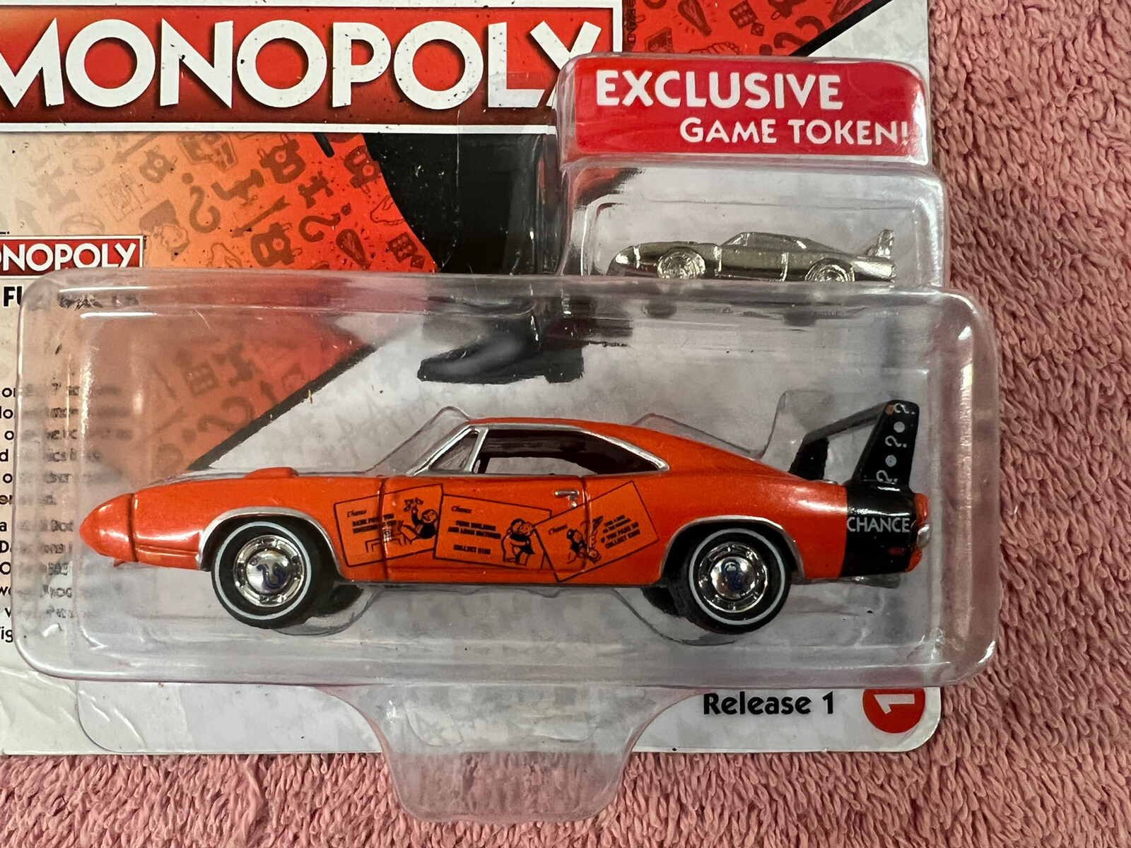 Johnny Lightning 1/64 Scale JLPC006 - 1969 Dodge Charger