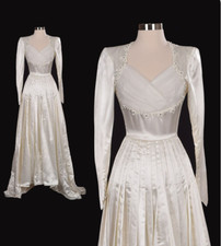 Vintage Light Champagne Wedding Dresses Long Sleeves A Line Tulle Bridal Gowns