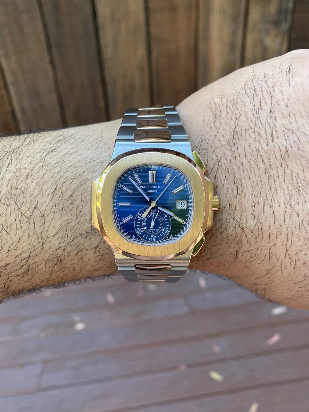 Patek Philippe — Patek Philippe Nautilus Chronograph 5980/1AR-001 Blue 2-Tone 40.5mm Box