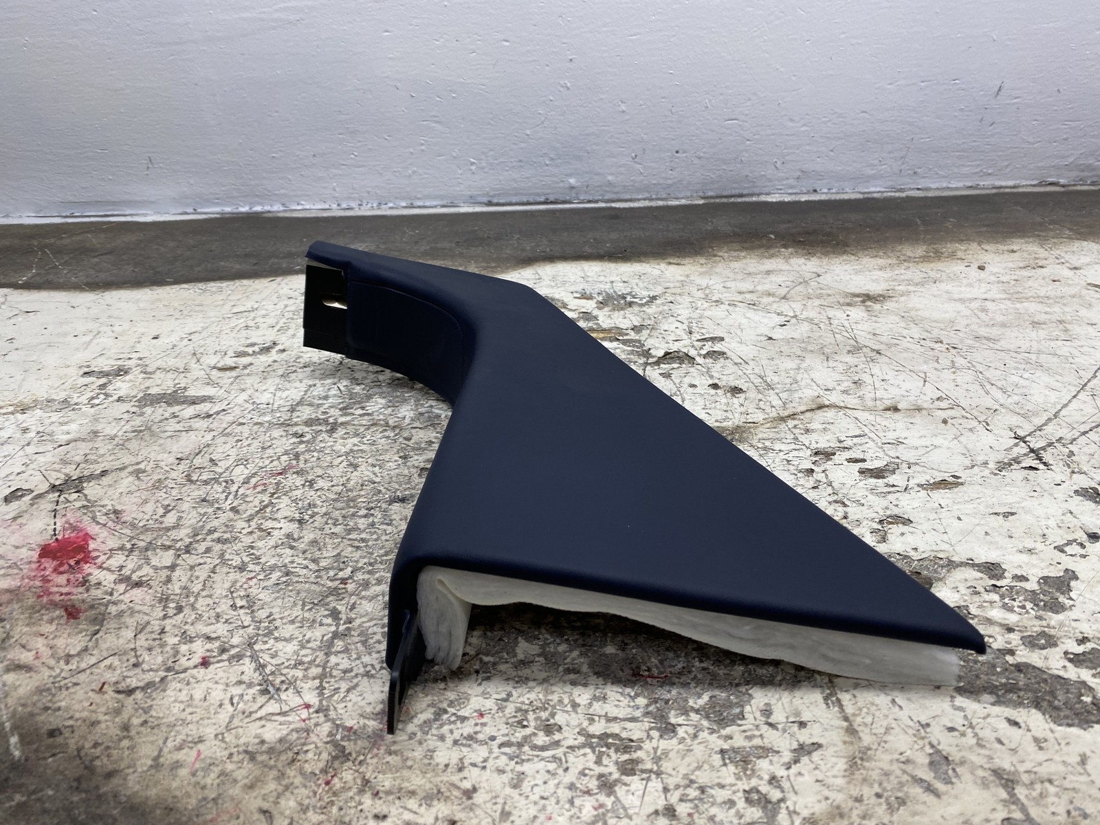 2010-2020 BENTLEY MULSANNE OEM FRONT RIGHT LOWER TRIM COVER PANEL