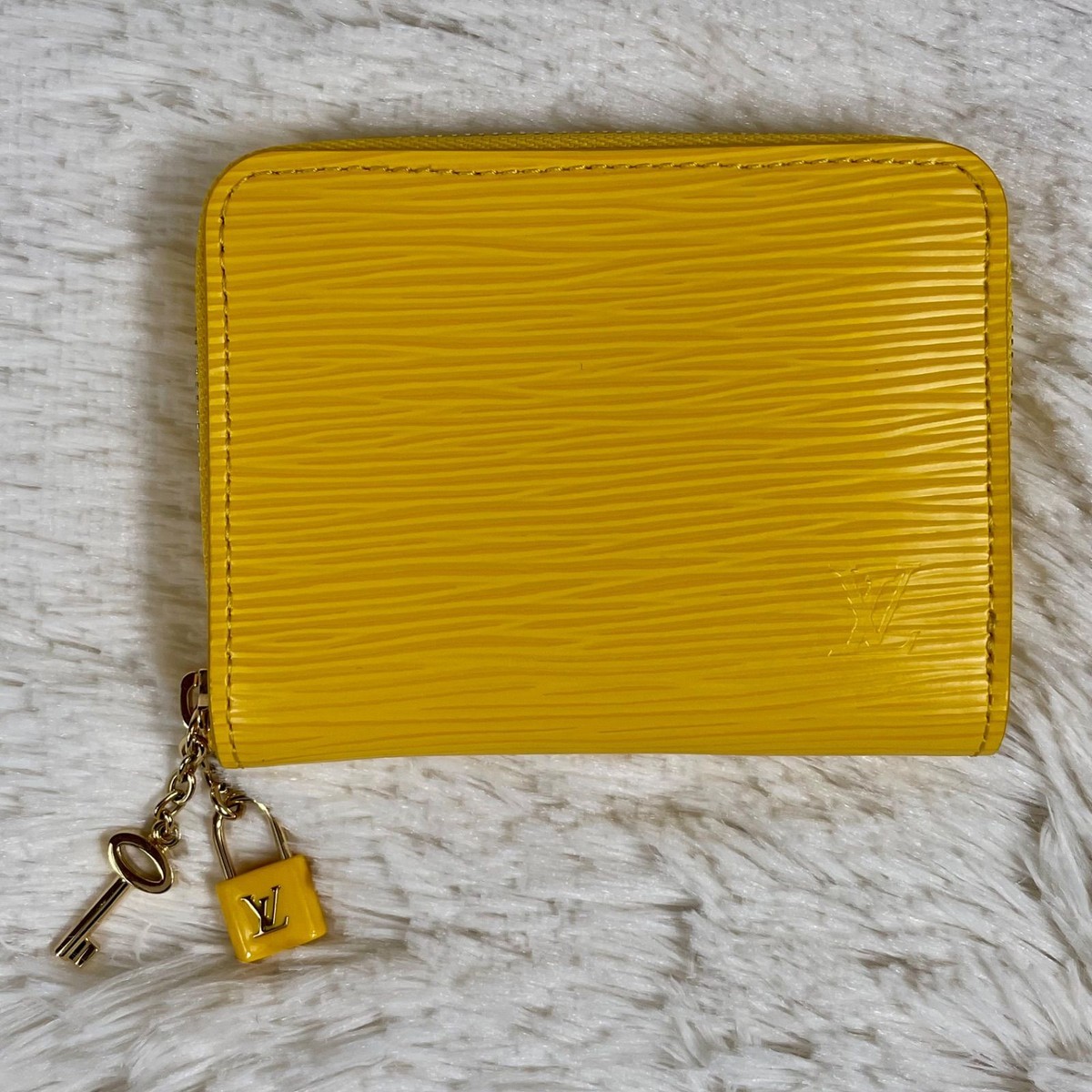 【♡はぴはぴはぴ 】LOUIS VUITTON ポルト クレ 新作☆Louis Vuitton☆ルイヴィトン 財布 ポルトフォイユクレア