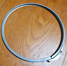 Anello in ferro , Cravatta per Chiusura fusto metallico o plastica d. 24,5 cm