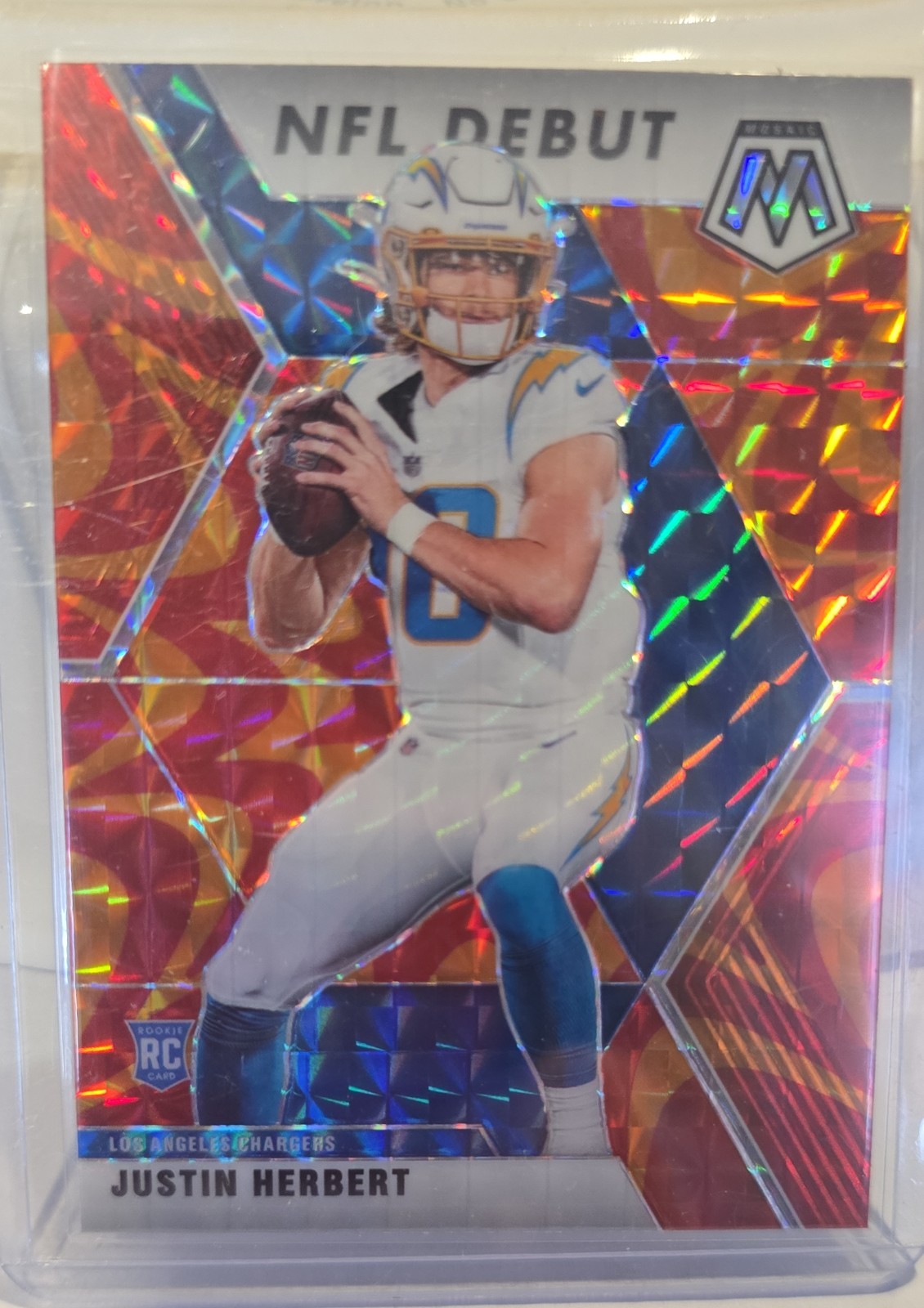 2020 Panini Mosaic NFL Debut Justin Herbert #263 Reactive Orange Prizm (RC)
