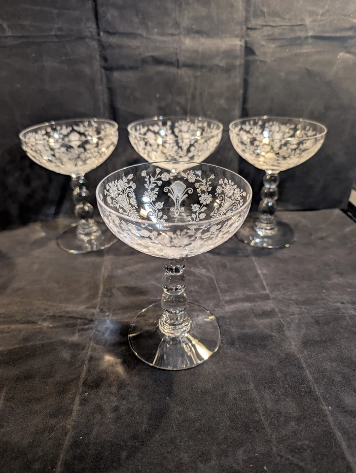 Duncan Miller: First Love | c.1940 | Vaso de cristal grabado | Colección de 11 piezas  Foto 4 de 4