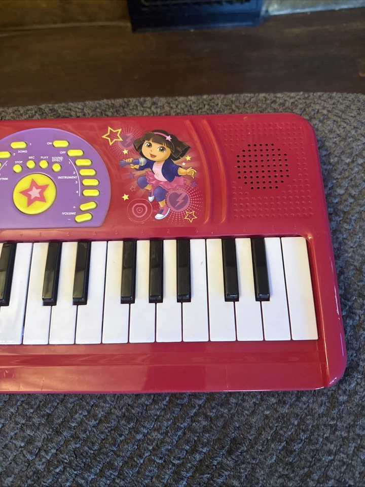 Rare Viacom Dora The Explorer Pink Kids Music Keyboard First Act Vtg HTF Works! - Image 3 of 4