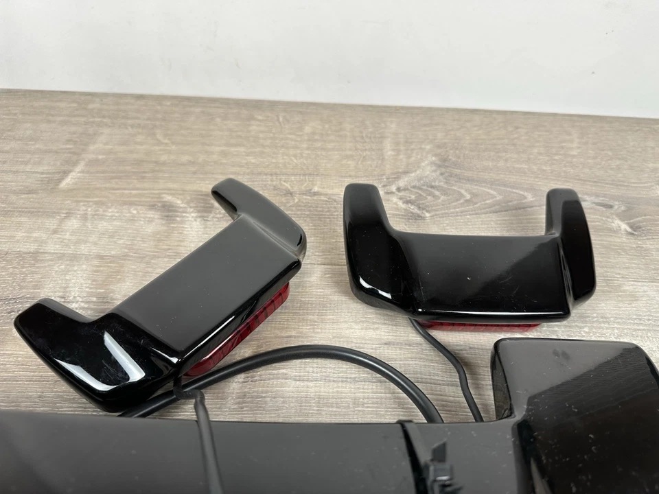 Luces de freno tapa alforja trasera Harley Davidson Road Glide FLTRI 99-06 Foto 4 de 4