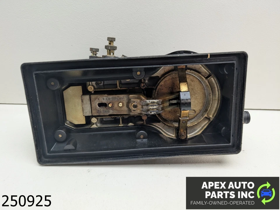 OEM 1988 Volkswagen Cabriolet 1.8L ENGINE MOTOR FUEL INJECTION DISTRIBUTOR - Image 4 of 4