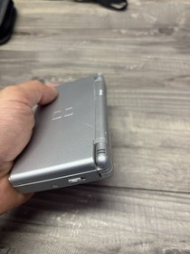Nintendo DS Lite Handheld Console USG-001 Silver  Games w/ Charger Bundle Lot