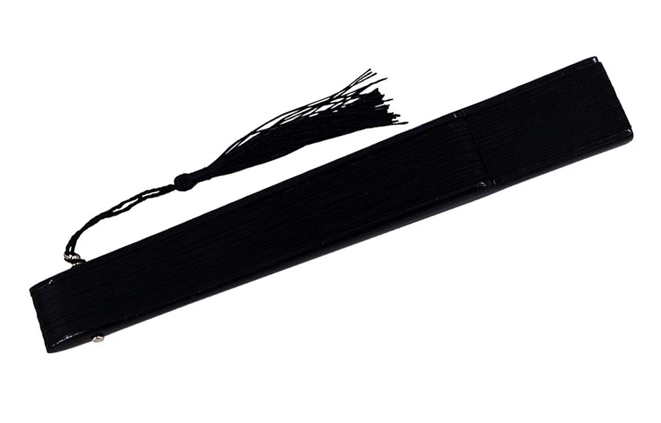 Encantador ventilador de seda de bambú estilo vintage portátil, diseño plegable ligero Foto 3 de 4