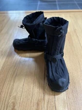 NEOS over shoe Boots - Black - Size Medium - cleats