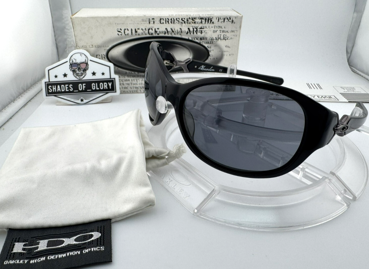 OAKLEY ABANDON POLISHED BLACK W/ GREY WOMENS SUNGLASSES 05  display picture 3
