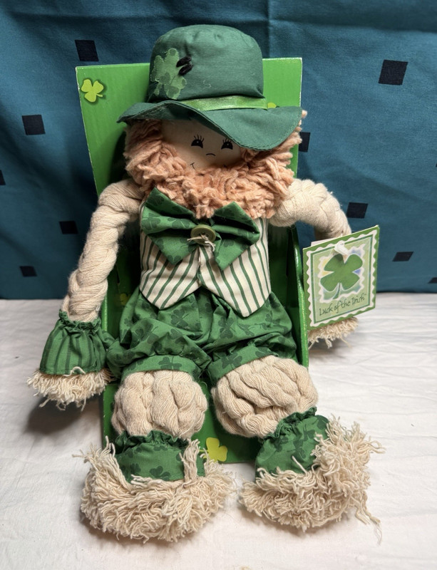 RARE Dan Dee St. Patrick's Day Leprechaun Fabric Figurine 10in VINTAGE  NIP