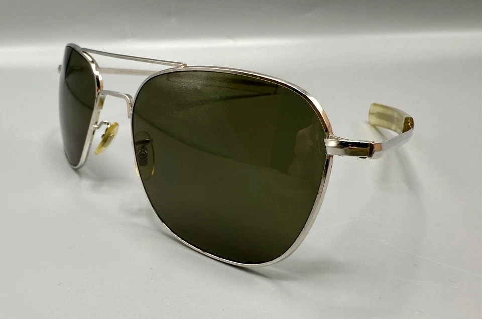 VTG American Optical FG58L Pilot Sunglasses Aviator Silver Tone 5 1/2 & Case - Image 3 of 4