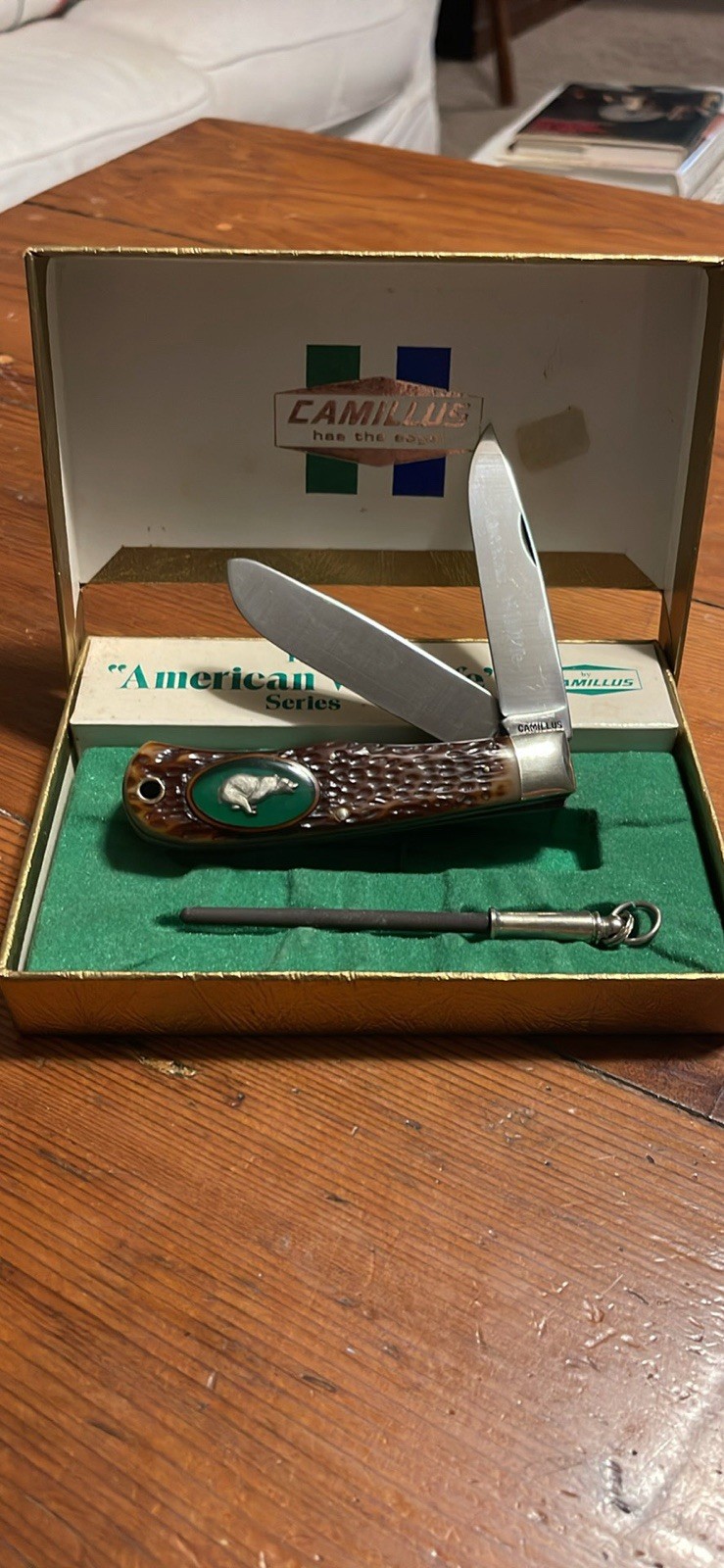 Camillus American Wildlife Series Pocket Knife NOS Edition Running Bear