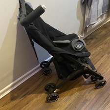 GB Pocket Stroller Cabin Approved, Folds So Small It Can Fit in a Backpack