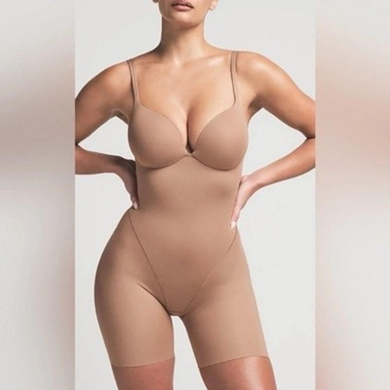 LARGE SKIMS Ultimate Padded Mid-thigh Bodysuit NWT