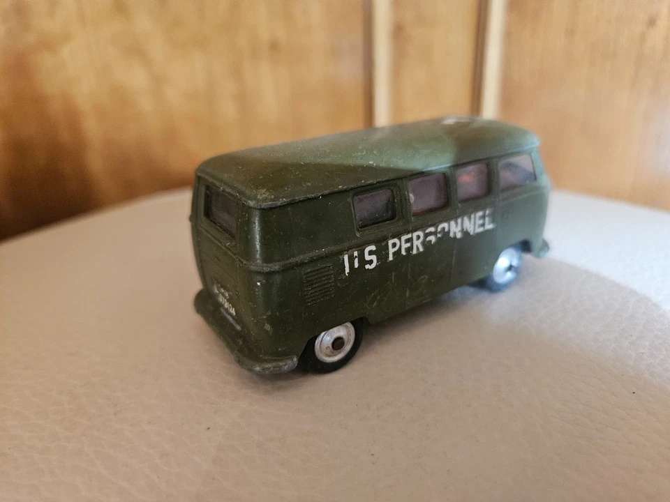 Juguetes Corgi Nº Autobús de personal del ejército de Estados Unidos 356 VW Volkswagen modelo vintage pantalla dividida Foto 3 de 4