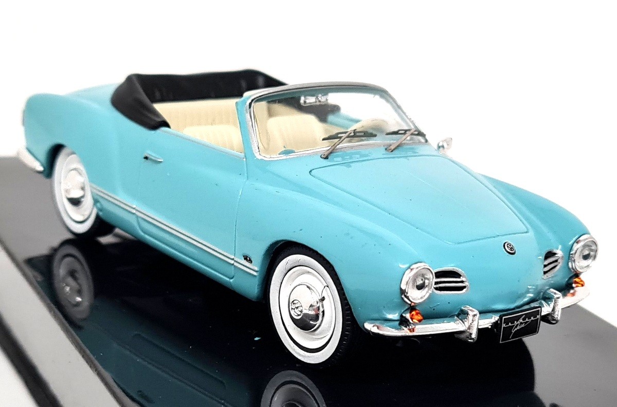 Ixo 1/43 Volkswagen Karmann Ghia Cabriolet 1957 Blue Diecast Scale Model Car