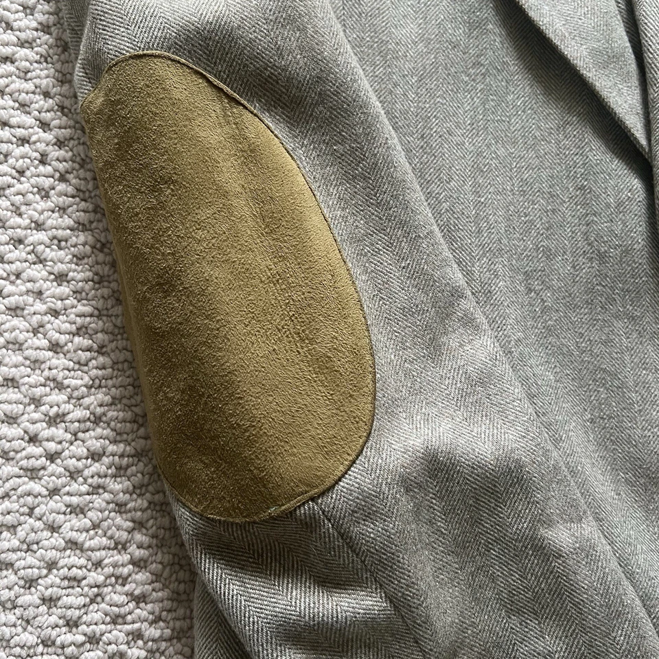 Vintage 70s 80s Custom Grey Herringbone 2-Piece Wool Suit 44L 36x30 - Image 4 of 4