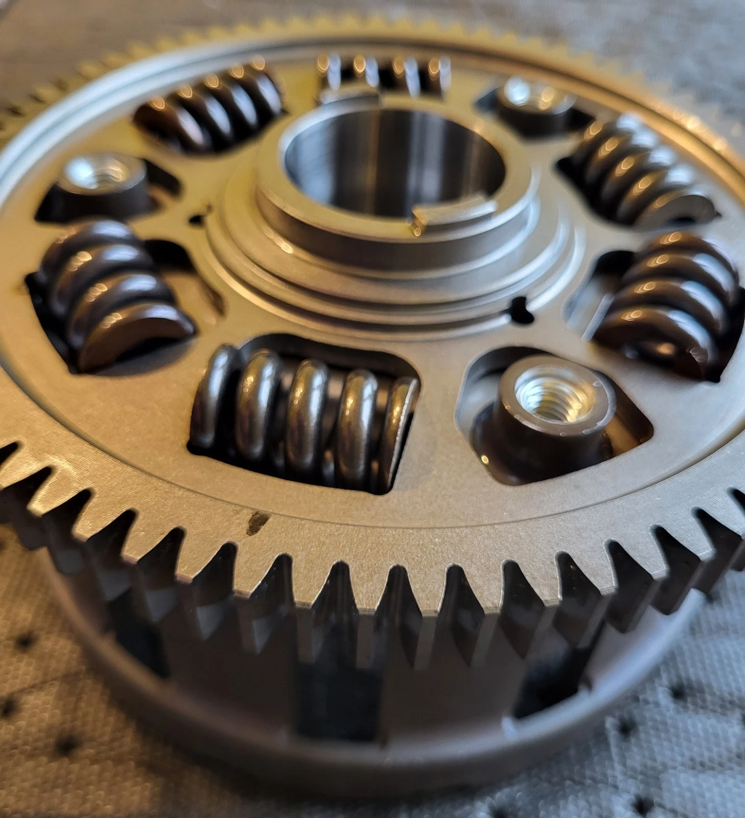 BMW Clutch Kit 358238792127 &ndash; Steel Item Length: 28 cm Country of Origin: Sweden thumbnail 3