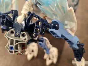 LEGO Bionicle Glatorian With Box & Manuals 8982 8983 For - Parts Or Repair 