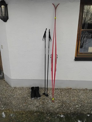 Langlauf Skie von techno pro länge 2m plus stöcke 1,45m und schuhe größe 44...