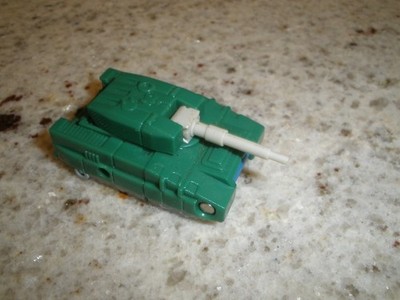 VINTAGE 1989 TAKARA TRANSFORMER BOMBSHOCK MICROMASTER TOY (T120)
