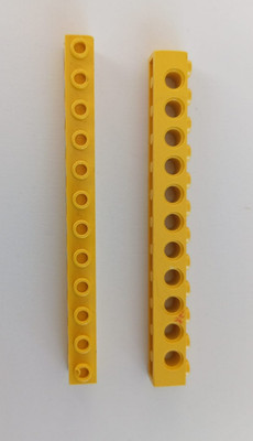 LEGO Technic 3895 Technic Brick 1 x 12 with 11 Pin Holes Yellow 2pcs