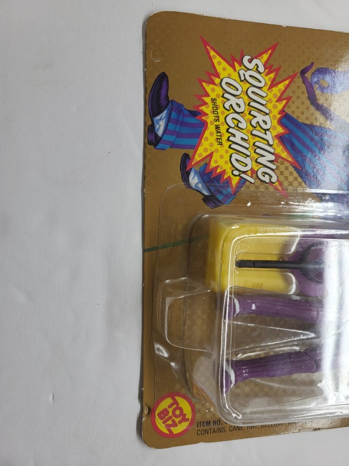 DC Comics Super Heros The Joker Action Figure From Toy Biz 1989 Vintage