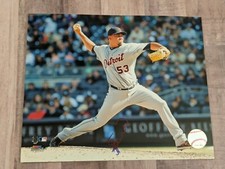 Joaquin Benoit Signed 8x10 Photo File COA Detroit Tigers Rangers Padres Rays Jay