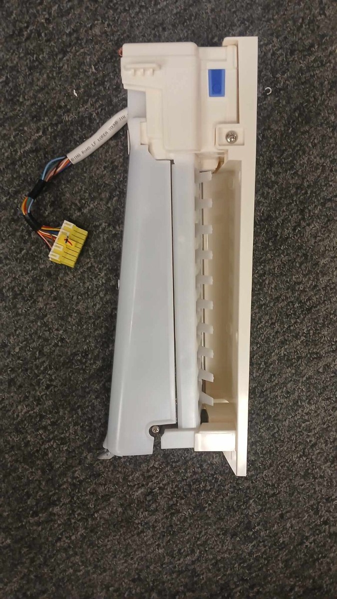 OEM Samsung Refrigerator Ice Maker Kit DA61-08026X for