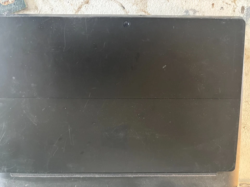 Microsoft Surface PRO 1 i5-3317U 128GB 4GB 1.70GHz Wi-Fi 10.6" WINS10 KEYBOARD - Image 3 of 4