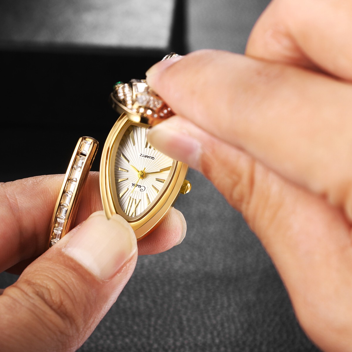 Women\'s Crystal Snake Head Open Cuff Bangle Quartz Watch Light luxury niche snake head women main image 3